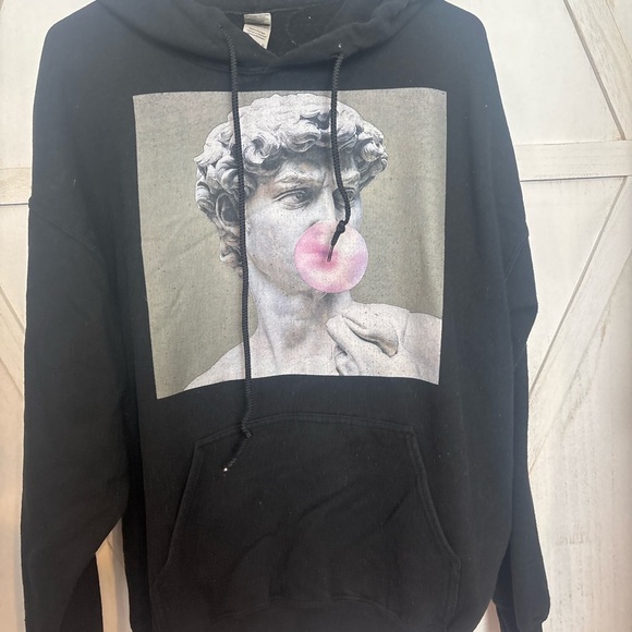 Gildan Other - Gildan Black Hoodie with Artistic Print